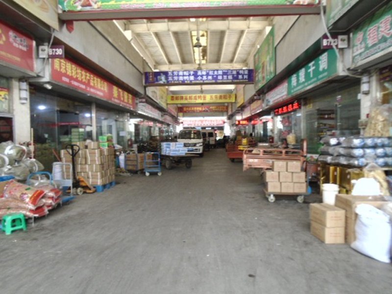 连衣裙简笔画：轻松学绘优雅女性轮廓
